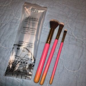 Makeup Brushes